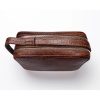فروشگاه آقای چرمی-کیف چرمی دستی اسپرت مدل شوزبگ دو زیپ طرح کروکو رنگ عسلی نمای بالا